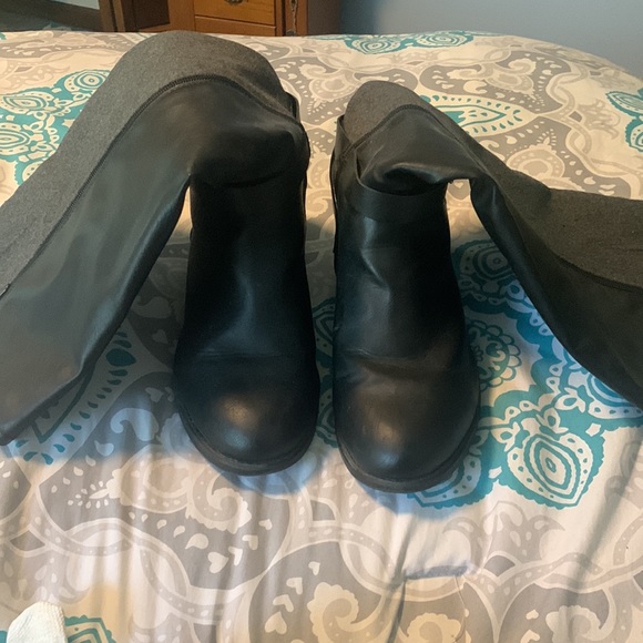 Torrid black and gray boots - Picture 3 of 5